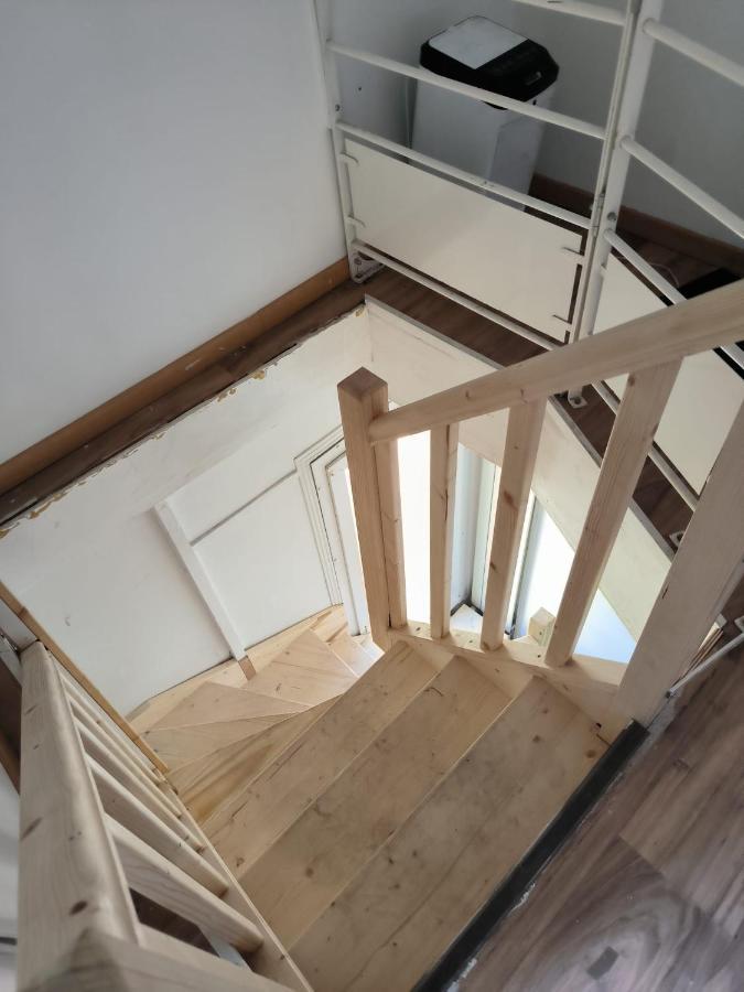 3 Hebergements - Au 1Er Etage 1 Appartement 2 Pieces Et Au 2Eme Etage Un Logement De 2 Chambres Louees Separement Avec Coin Cuisine Et Toilettes A Partager- Dans Pavillon Au Pied Du Rer B A 5 Minutes De Paris Et 30 Mn Stade De France Cachan Eksteriør billede