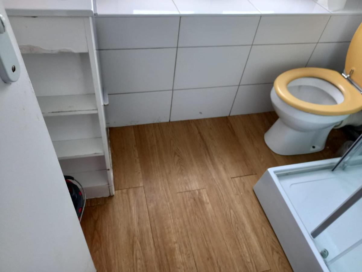 3 Hebergements - Au 1Er Etage 1 Appartement 2 Pieces Et Au 2Eme Etage Un Logement De 2 Chambres Louees Separement Avec Coin Cuisine Et Toilettes A Partager- Dans Pavillon Au Pied Du Rer B A 5 Minutes De Paris Et 30 Mn Stade De France Cachan Eksteriør billede